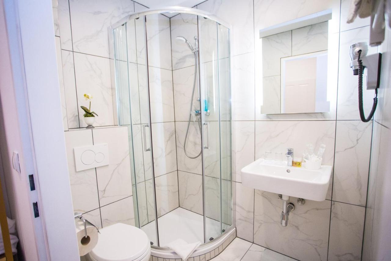 Private Central Vienna I Self Check In Ngoại thất bức ảnh
