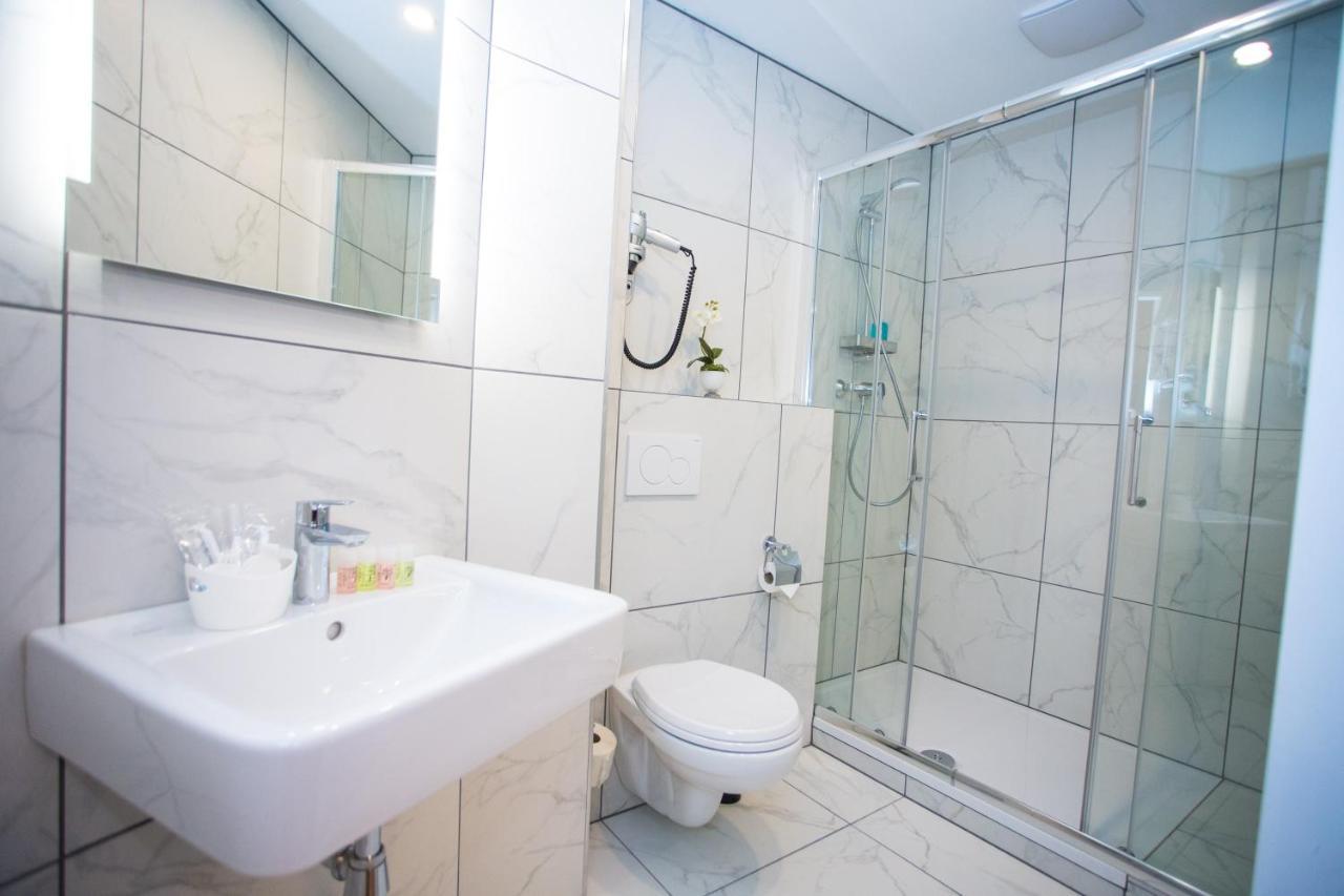 Private Central Vienna I Self Check In Ngoại thất bức ảnh